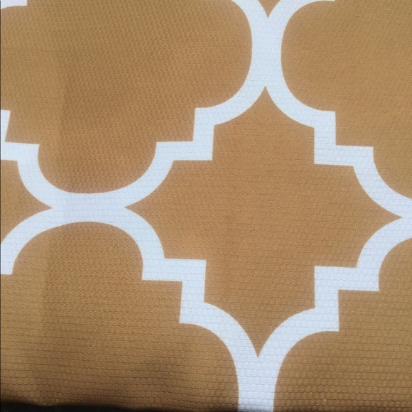 Rust colored Shower curtains - Picture 4 of 7